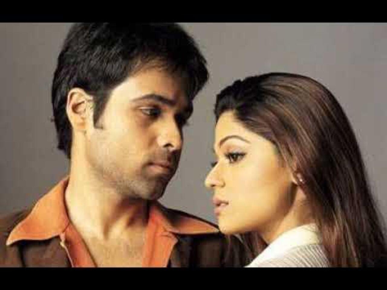 Woh Lamhe Woh Baatein – Zeher 
This song of Mohit Suri’s film is a hauntingly beautiful song that captures the pain of lost love and lingering memories. Atif Aslam's soulful voice brings out the raw emotion in every lyric. The melody is soft yet intense.